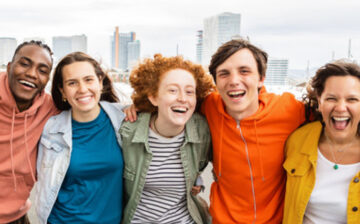 Menumbuhkan Pribadi yang Menyenangkan dan Menciptakan Positive Vibes