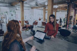 Tips Meningkatkan Skill Sales: Strategi yang Baik untuk Tim Sales