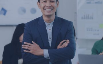 Pemimpin sebagai Coach: Kunci Sukses dalam Mengembangkan Tim dan Organisasi